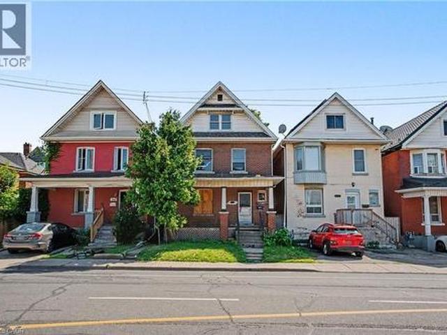House for sale in Ancaster, Ontario