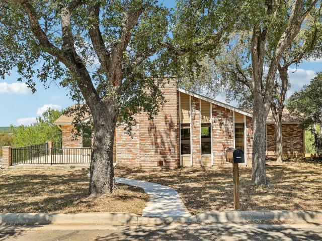 House for sale in Castle Forest, San Marcos
