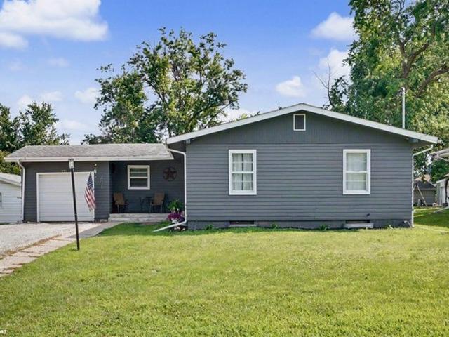 House for sale in Mount Pleasant, Iowa