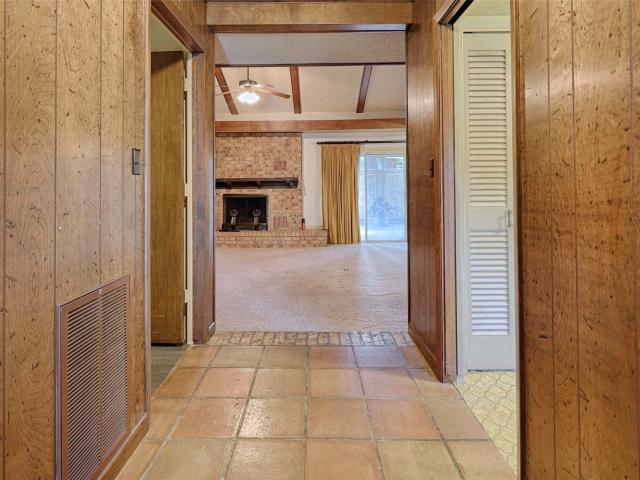 House for sale in Schulenburg, Fayette County