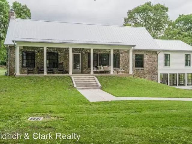 House for rent in Brentwood