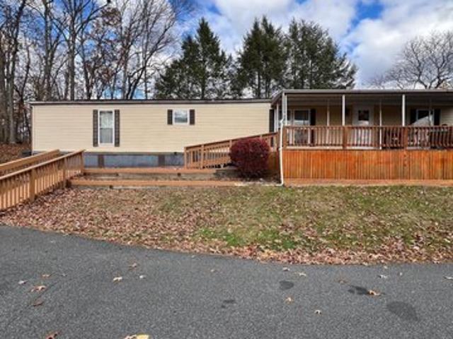 House for sale in Green Lane, Pennsylvania