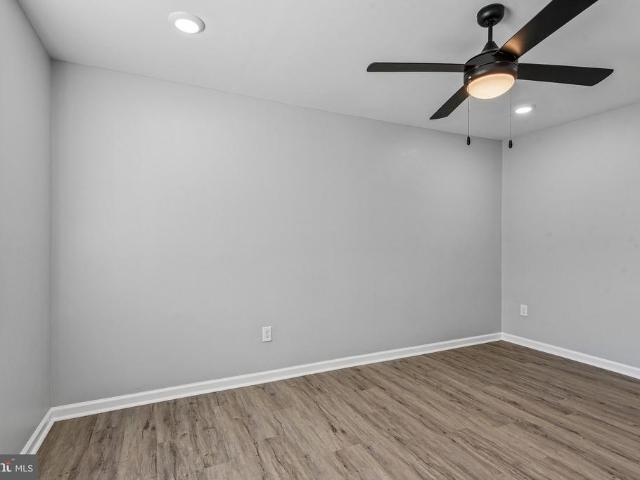 House for sale in Brooklyn, Baltimore