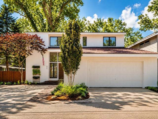 House for sale in Saint Joseph, Michigan