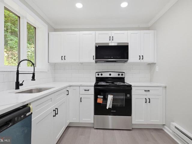 Townhouse for sale in Delco, Pennsylvania