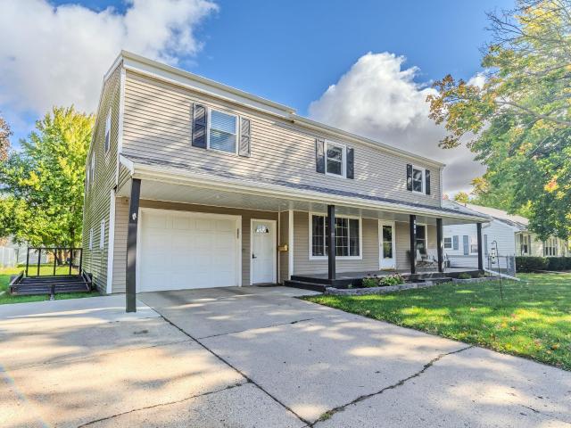 House for sale in Estherville, Emmet County
