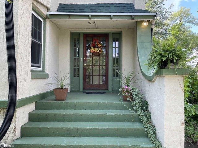 House for sale in Fairfield, Iowa