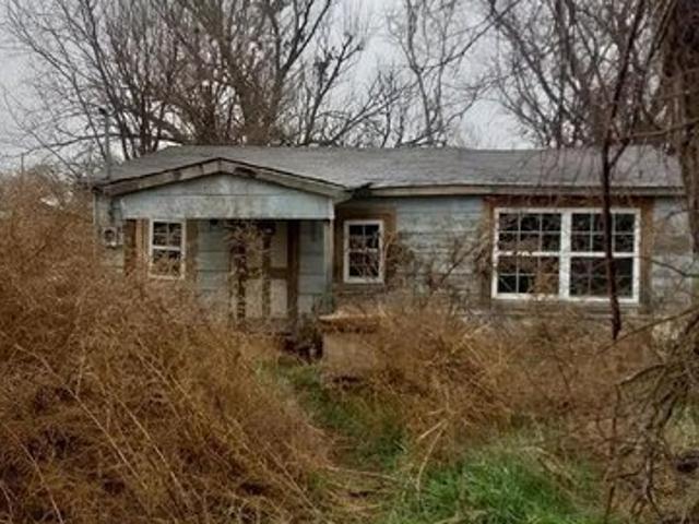 House for sale in Fisher, Texas