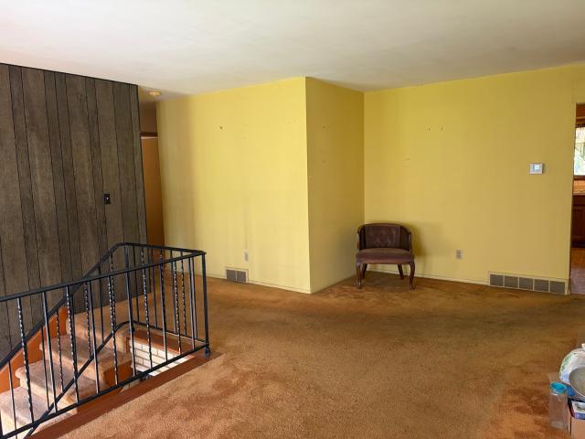 House for sale in Dixon, Lee County