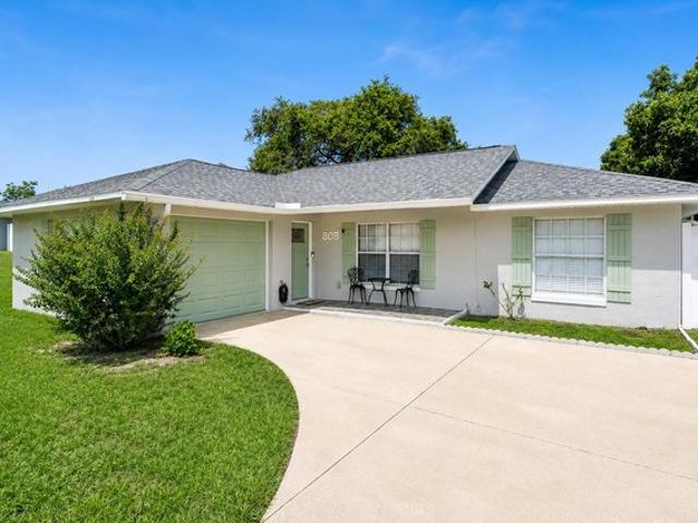 House for sale in Minneola, Florida