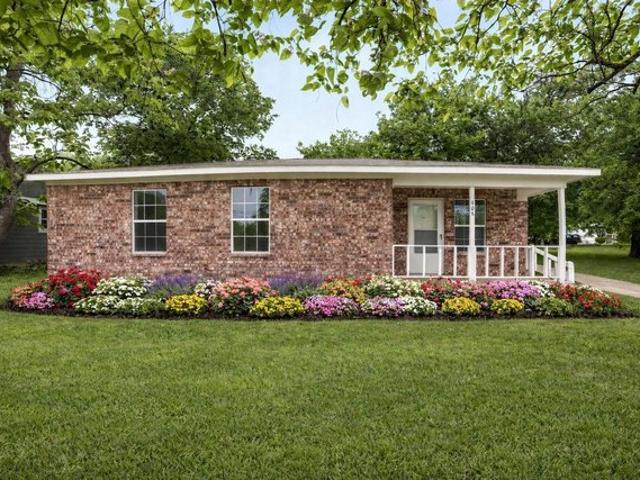 House for sale in Hunt, Texas