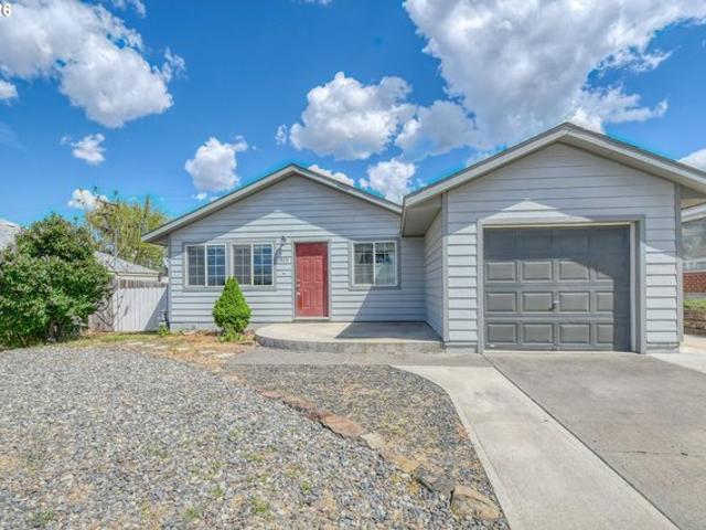House for sale in Oregonia