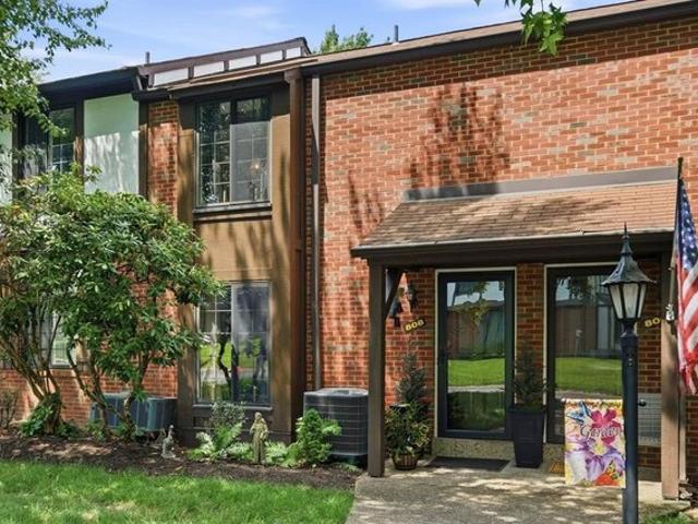 Townhouse for sale in Sewickley, Pennsylvania