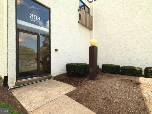 Condo for sale in Orchard Park, State College