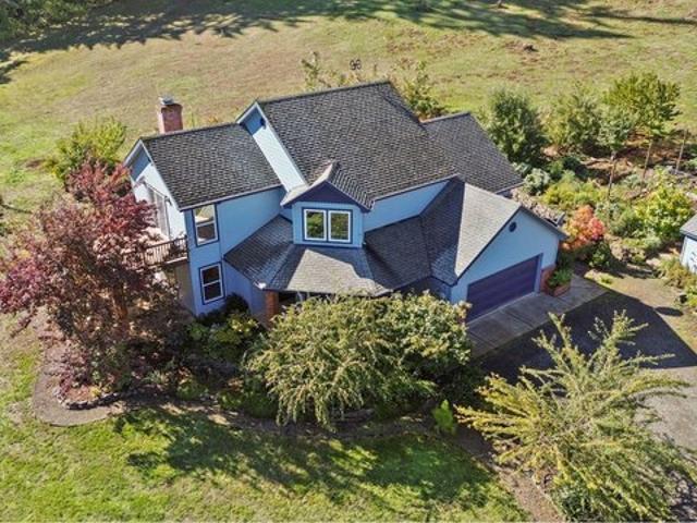 House for sale in Creswell, Oregon