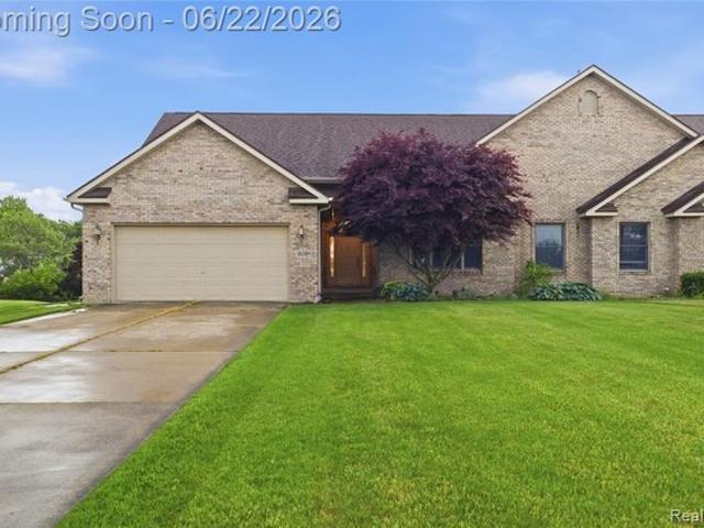 Condo for sale in Flushing, Michigan