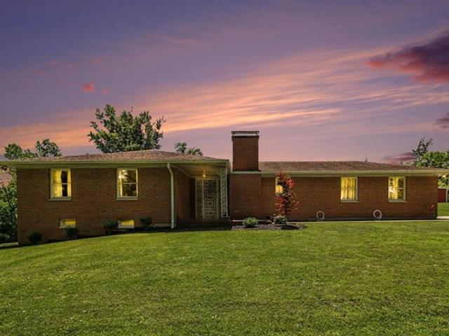 House for sale in Aurora, Indiana