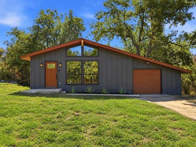 House for sale in Lone Oak, Hunt County