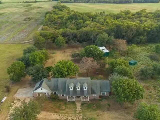 House for sale in Sulphur Springs