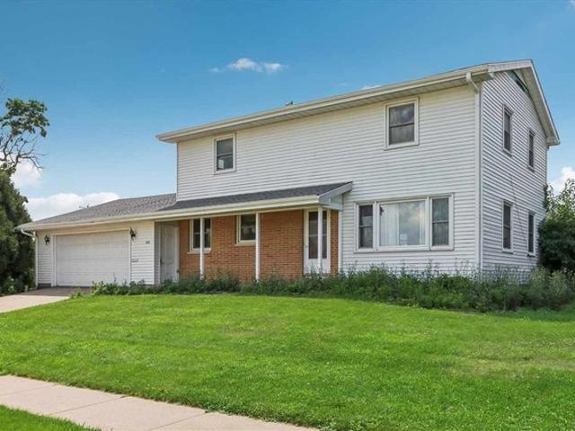 House for sale in Linn, Iowa