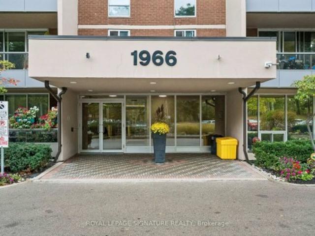 Condo for sale in Ainslie Wood West, Hamilton