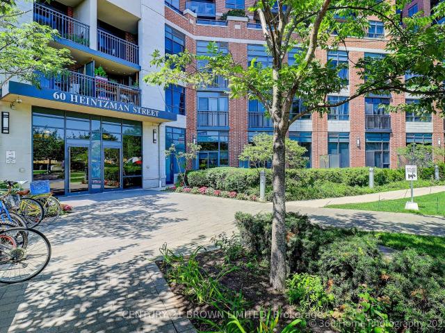 Condo for sale in Woburn, Ontario