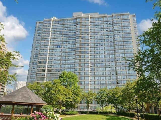 Condo for rent in City Centre, Mississauga