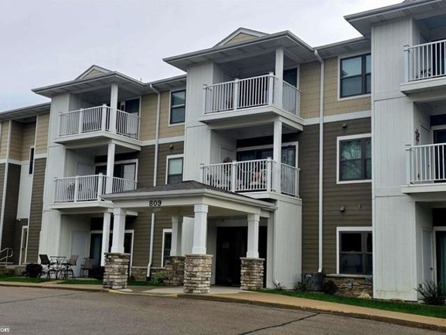Condo for sale in Clear Lake, Iowa
