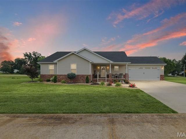 House for sale in Okawville, Illinois