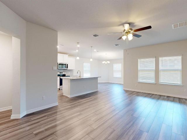 House for sale in Burnet, Burnet County