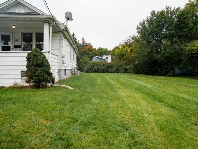House for sale in Flint, Genesee County