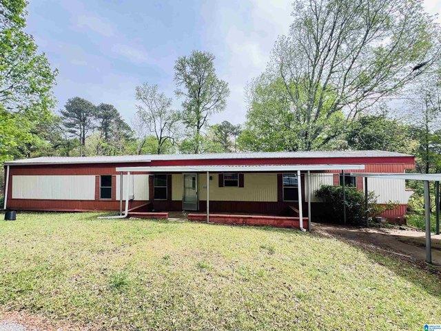 House for sale in Weaver, Alabama
