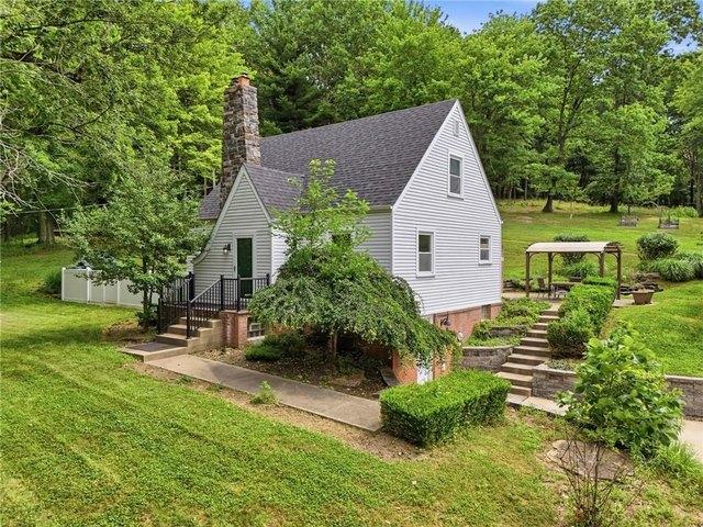 House for sale in Mars, Pennsylvania
