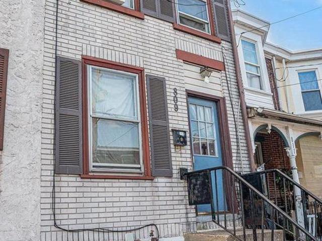 Townhouse for sale in Norristown, Pennsylvania