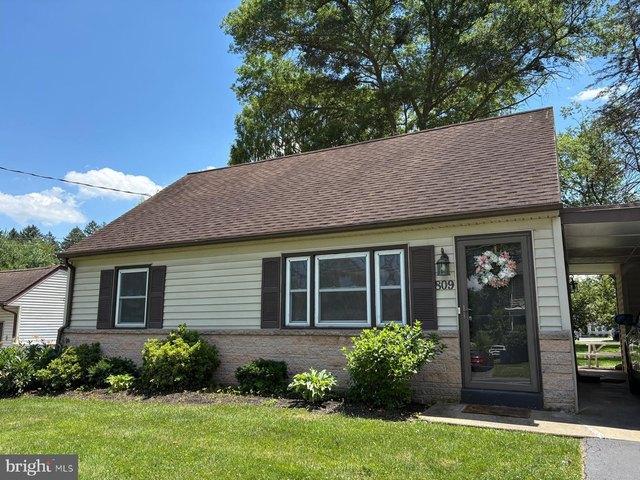House for sale in Cumberland, Pennsylvania