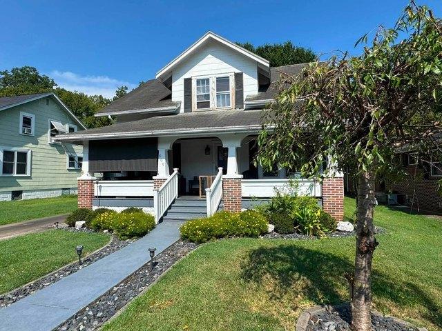 House for sale in Gandeeville, West Virginia