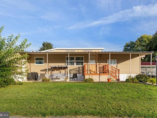 House for sale in Mount Wolf, York County