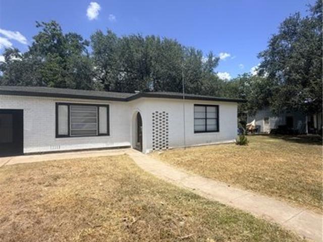 House for sale in Alice, Texas