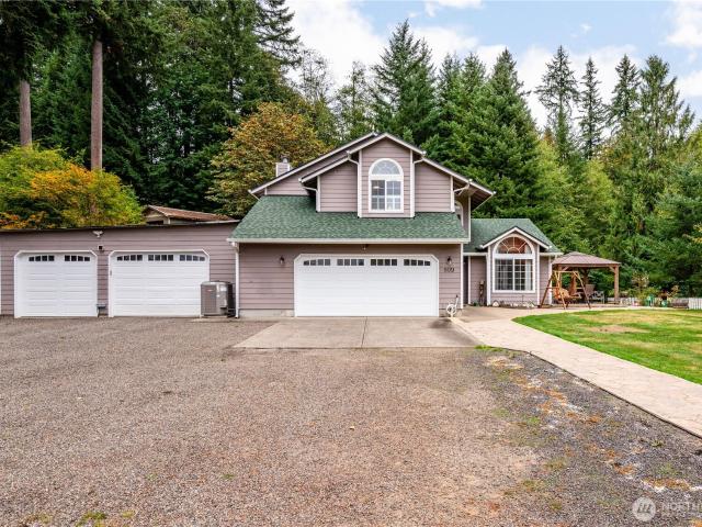 House for sale in Castle Rock, Cowlitz County