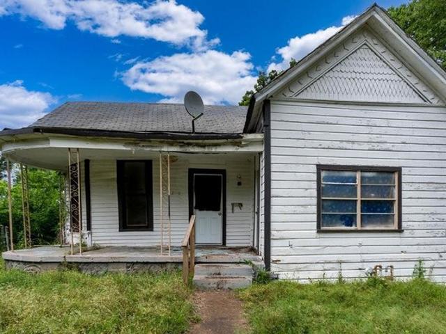House for sale in Palestine, Texas