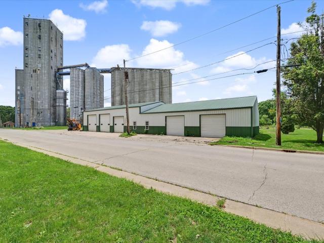 Commercial for sale in Farmer City, Illinois