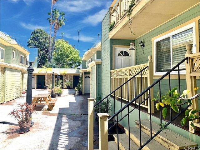Townhouse for sale in Santa Ana, California