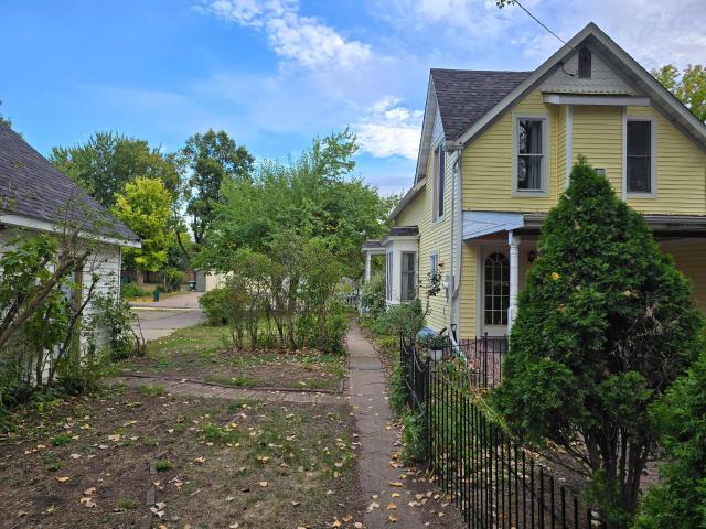 House for sale in Hudson, Saint Croix County