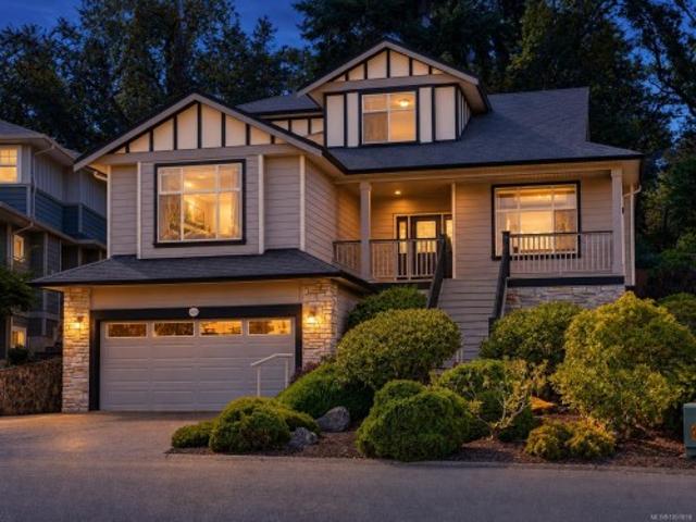 House for sale in North Quadra, Saanich