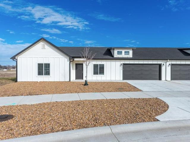 House for sale in Valley Center, Sedgwick County