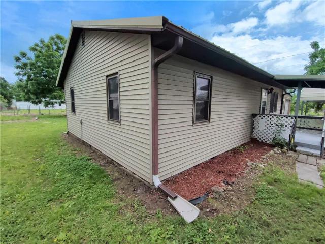 House for sale in Lowry City, Missouri