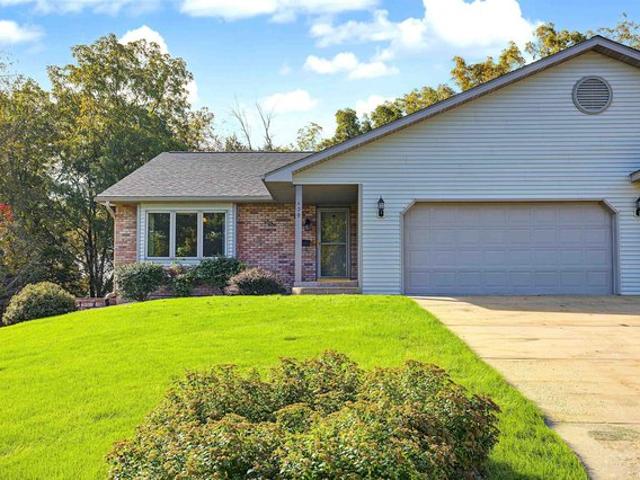 Condo for sale in Galena, Jo Daviess County