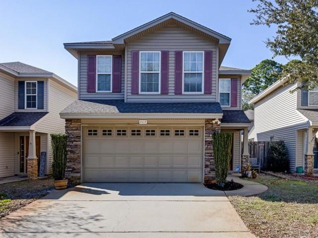 House for sale in Shalimar, Florida