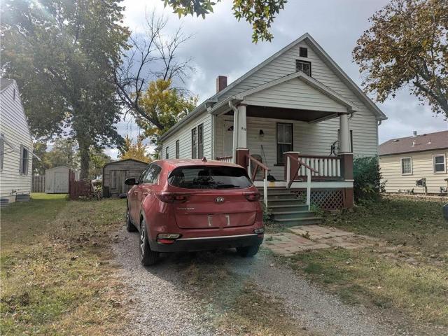 House for sale in Higginsville, Missouri
