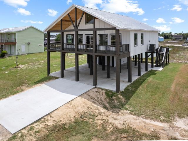House for sale in Calhoun, Texas